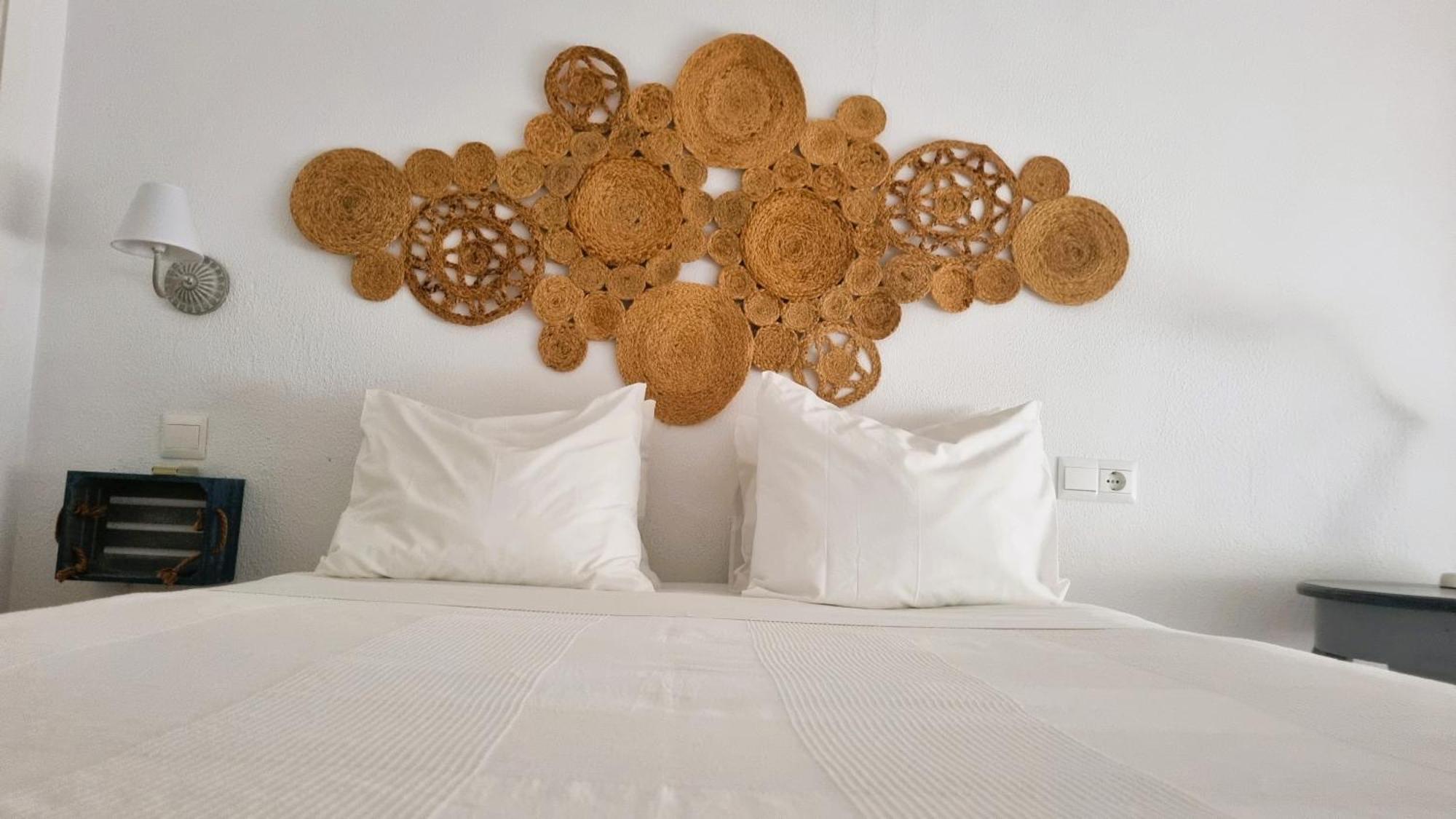 Neptuno Torrecilla Beach Nerja Luaran gambar