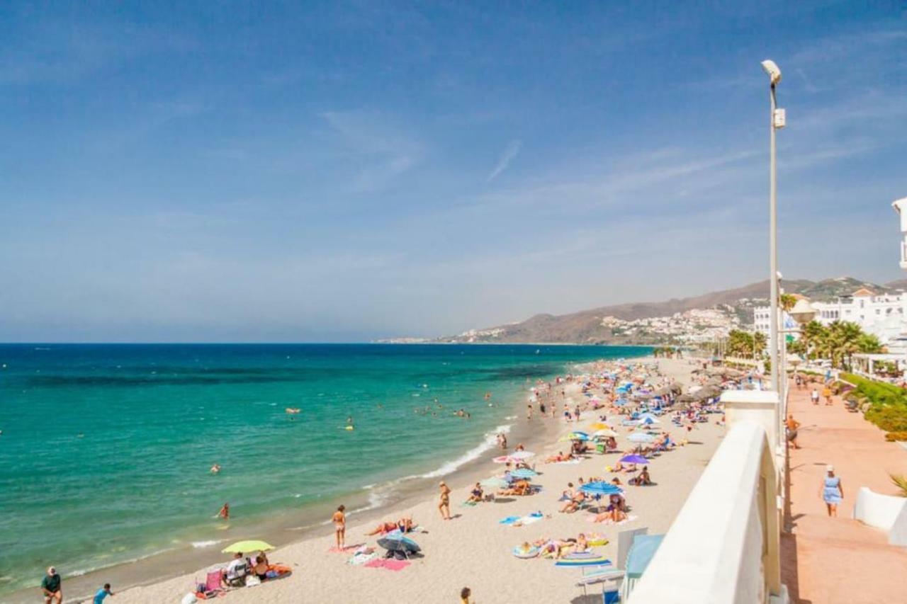 Neptuno Torrecilla Beach Nerja Luaran gambar